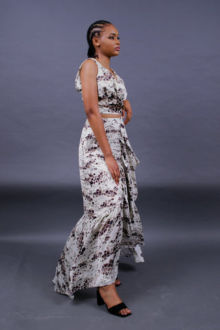 ENSEMBLE CROP TOP IMPRIMER ET JUPE À VOLANT