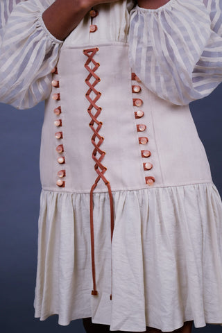 ROBE OFFICIER À LACET BEIGE