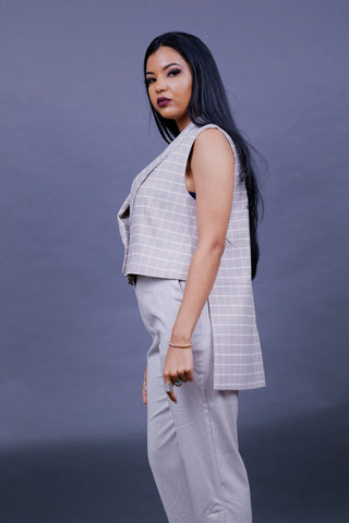 ENSEMBLE VESTE BLAZER À CARREAU SANS MANCHES ASYMÉTRIQUE ET PANTALON CIGARETTE