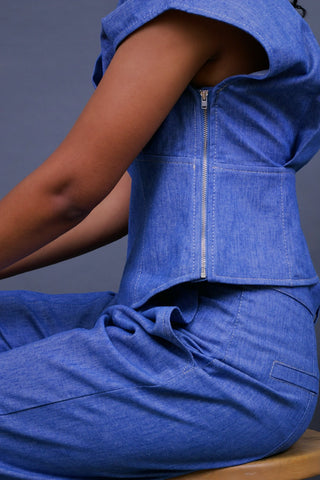 ENSEMBLE TOP À ZIP ET JEAN CIGARETTE