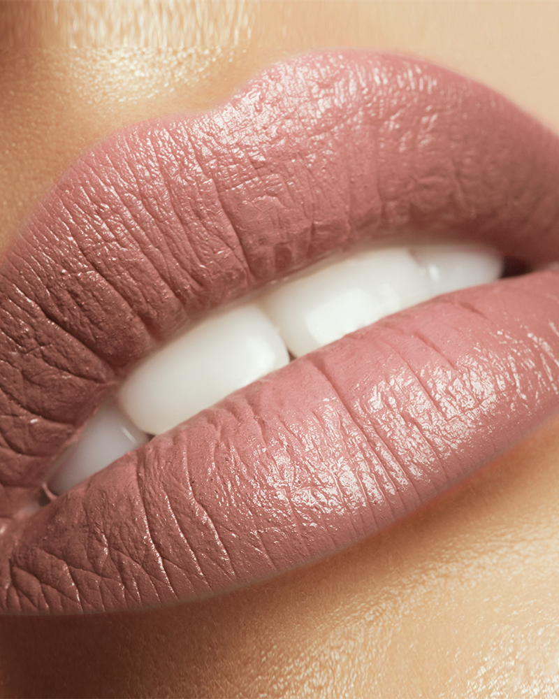 Lápiz labial satinado de larga duración